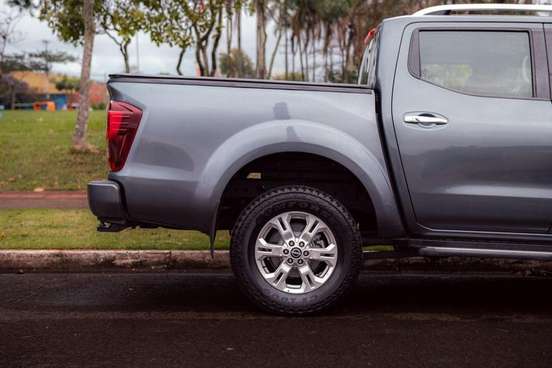 NISSAN-FRONTIER-2023