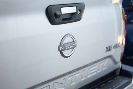 NISSAN-FRONTIER-2024
