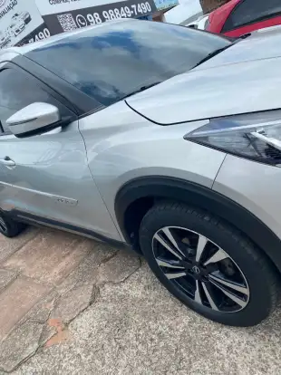 NISSAN-KICKS-2024