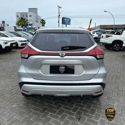 NISSAN-KICKS-2021