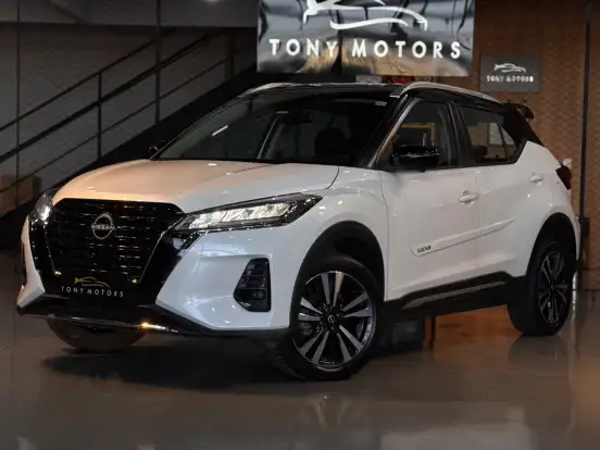 NISSAN-KICKS-2023