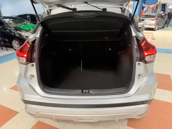 NISSAN-KICKS-2024