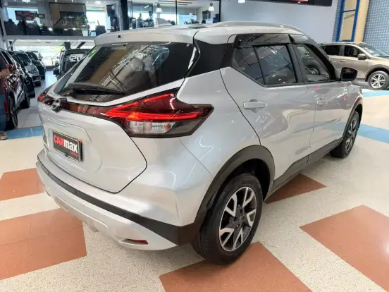NISSAN-KICKS-2024