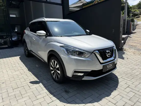 NISSAN-KICKS-2016