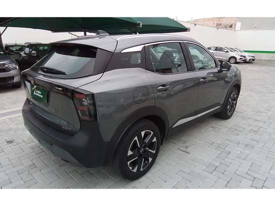 NISSAN-KICKS-2025