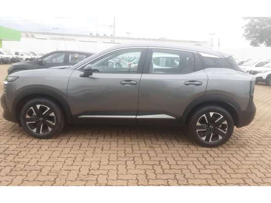 NISSAN-KICKS-2025