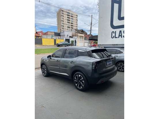 NISSAN-KICKS-2025