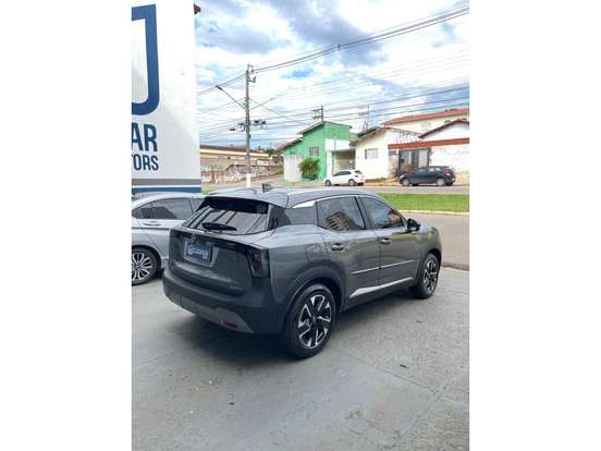 NISSAN-KICKS-2025