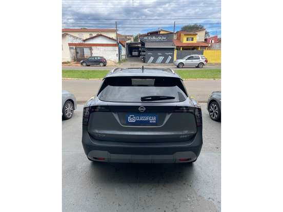 NISSAN-KICKS-2025
