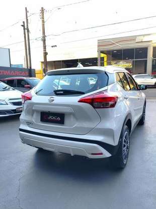 NISSAN-KICKS-2022