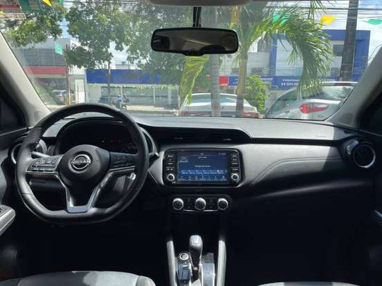 NISSAN-KICKS-2023