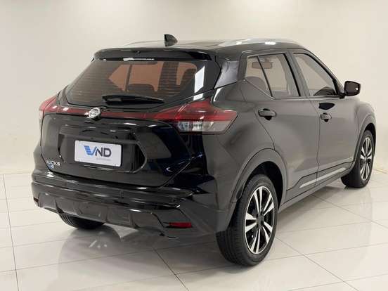 NISSAN-KICKS-2022