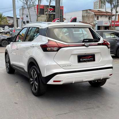 NISSAN-KICKS-2023