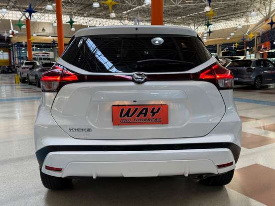NISSAN-KICKS-2022