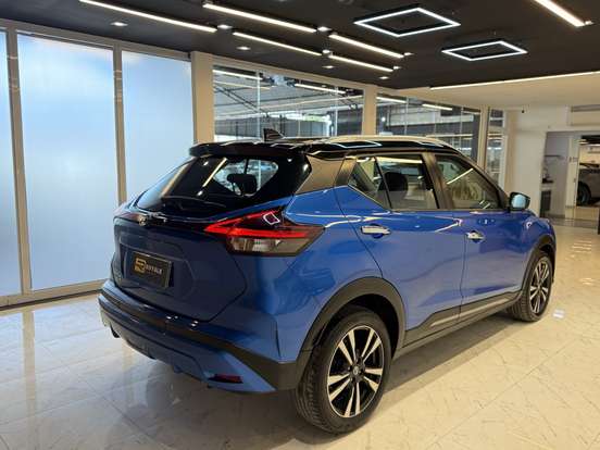 NISSAN-KICKS-2022