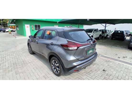 NISSAN-KICKS-2024