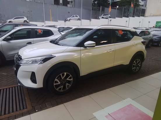NISSAN-KICKS-2024
