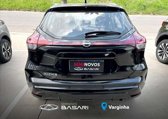 NISSAN-KICKS-2023