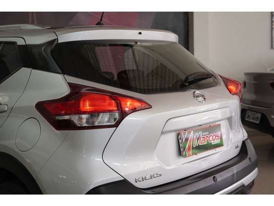 NISSAN-KICKS-1.6 16V FLEXSTART SL 4P XTRONIC NISSAN-KICKS-2016