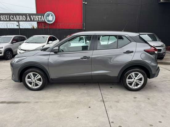 NISSAN-KICKS PLAY-2025