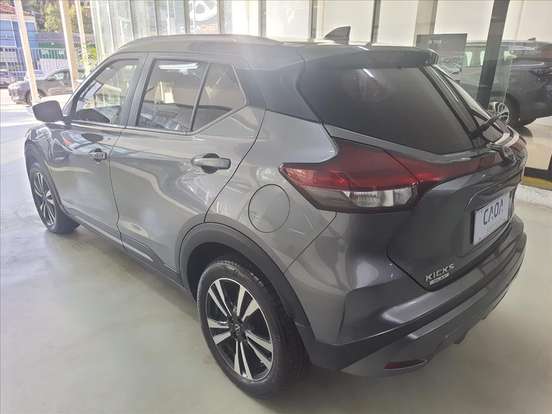NISSAN-KICKS PLAY-2025
