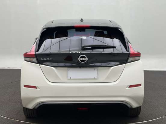 NISSAN-LEAF-B12P 40 ELÉTRICO NISSAN-LEAF-2022