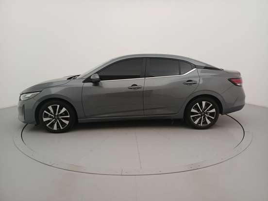NISSAN-SENTRA-2025