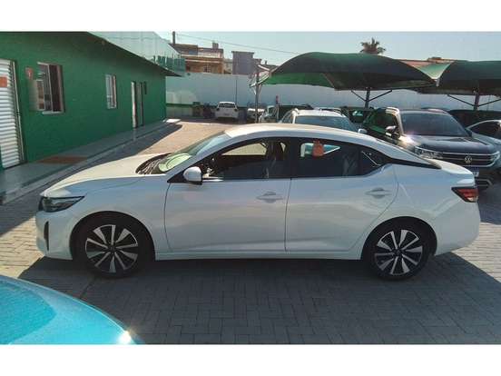 NISSAN-SENTRA-2024