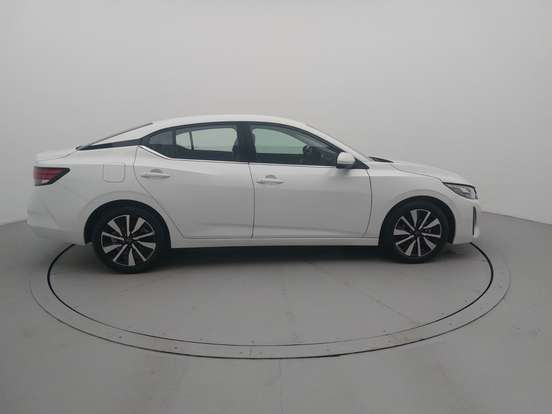 NISSAN-SENTRA-2024