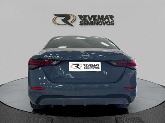 NISSAN-SENTRA-2024