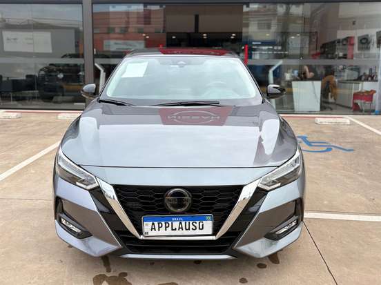 NISSAN-SENTRA-2023