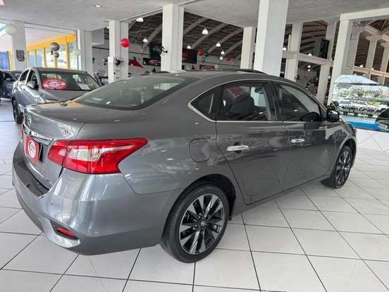 NISSAN-SENTRA-2017