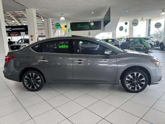 NISSAN-SENTRA-2017