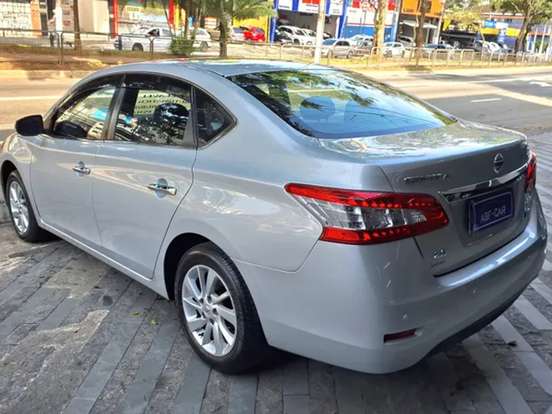 NISSAN-SENTRA-2.0 SV 16V FLEX 4P AUTOMÁTICO NISSAN-SENTRA-2013