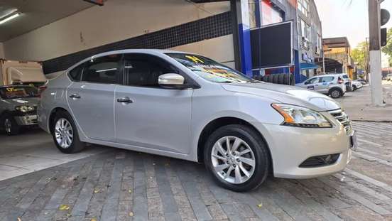 NISSAN-SENTRA-2013