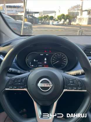 NISSAN-VERSA-2023