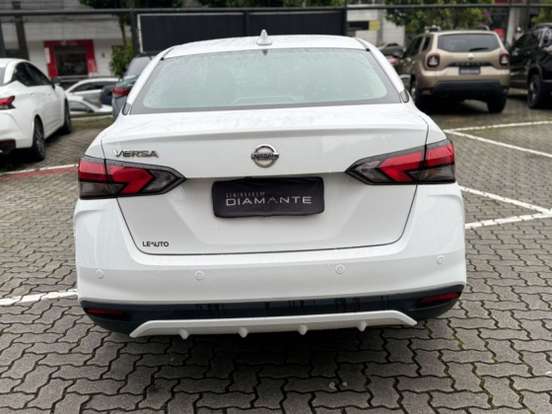 NISSAN-VERSA-1.6 16V FLEX EXCLUSIVE XTRONIC NISSAN-VERSA-2021