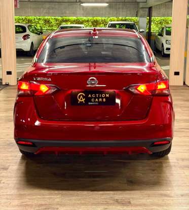 NISSAN-VERSA-2023
