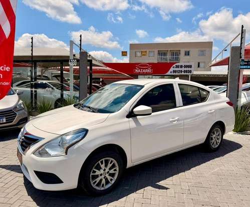 NISSAN-VERSA-2015