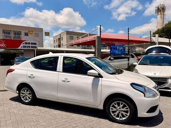 NISSAN-VERSA-1.6 16V FLEX SV 4P MANUAL NISSAN-VERSA-2015