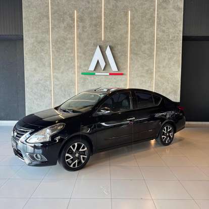NISSAN-VERSA-2016