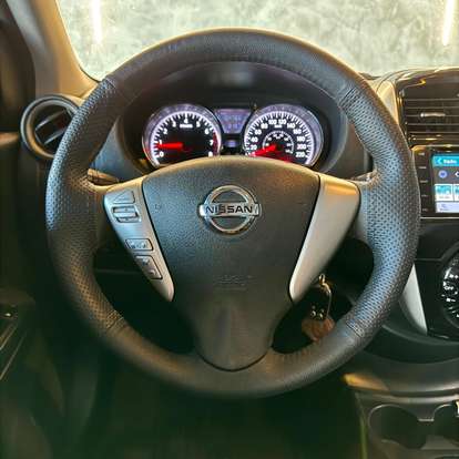 NISSAN-VERSA-2016