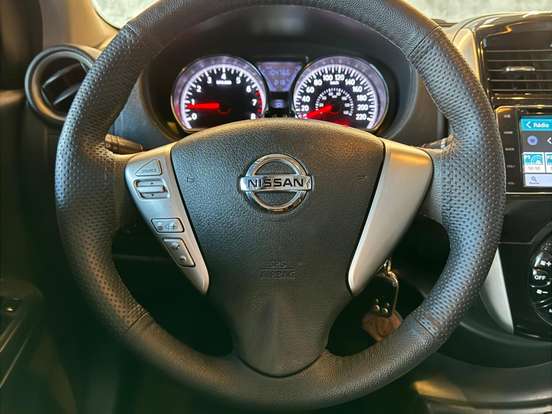NISSAN-VERSA-1.6 16V FLEXSTART SL 4P XTRONIC NISSAN-VERSA-2016