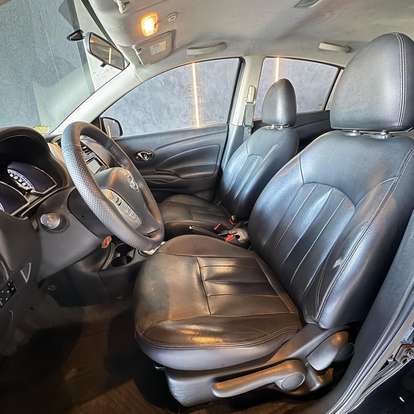 NISSAN-VERSA-2016