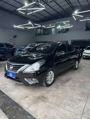 NISSAN-VERSA-2018