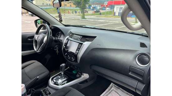 NISSAN-FRONTIER-2020