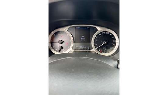 NISSAN-FRONTIER-2020