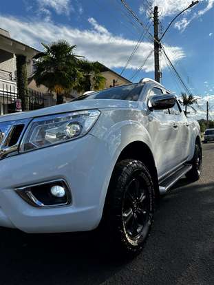 NISSAN-FRONTIER-2017