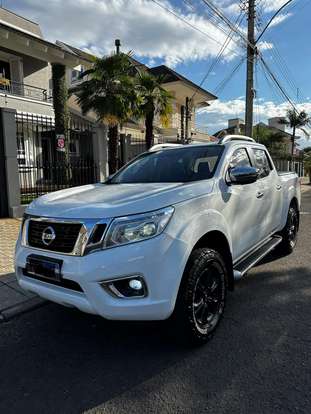 NISSAN-FRONTIER-2017