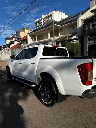 NISSAN-FRONTIER-2017